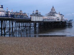 Eastbourne Pier, Eastbourne, East Sussex Wallpaper