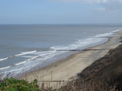 East Beach, Cromer Wallpaper