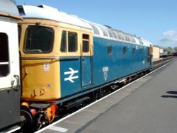 07-05-05 33048 Minehead, West Somerset Railway Wallpaper