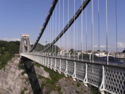 Clifton Suspension Bridge - Bristol. Wallpaper