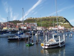 Scarborough harbour, North Yorkshire Wallpaper