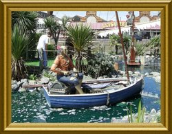 Pirate's Cove Crazy Golf, Great Yarmouth Wallpaper