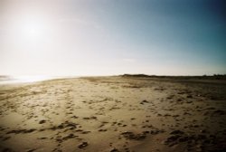 Footprints in the sand at Skegness, Lincolnshire Wallpaper