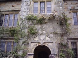 The entrance to Batemans. Rudyard Kipling's house in Burwash, Sussex Wallpaper