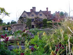 Packwood House, Warwickshire, Looking towards the house from the raised terrace. Wallpaper