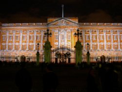 Buckingham Palace, London. Taken around Christmas 2003 during a light show. Wallpaper