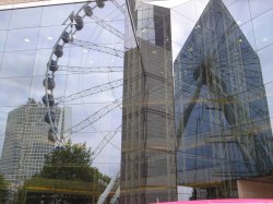 Reflection of the Millenium Wheel in Birmingham. Wallpaper