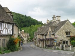 Castle Combe Wallpaper