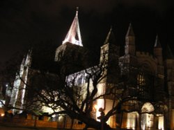 Rochester Cathedral (Kent) by night. Wallpaper
