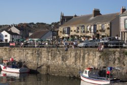 The Harbour Inn, Porthleven, One summers evening in June. Wallpaper