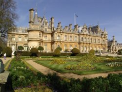 Early Spring at Waddesdon Manor, Bucks Wallpaper