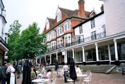 Tunbridge Wells - The Pantiles Wallpaper