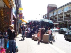 North End Road Market, Fulham Broadway Wallpaper