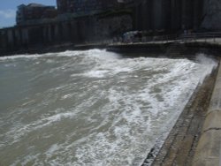 Waves in a Broadstairs harbour. Wallpaper