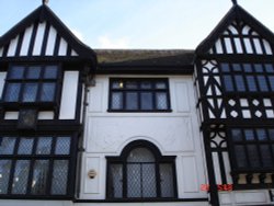 Ancient house in Ipswich City Centre Wallpaper