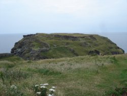 A picture of King Arthur's Mount,(Castle), Tintagel, Cornwall. Wallpaper