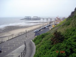 Pier view from far.... Wallpaper