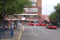 Station Approach, Ruislip Station Wallpaper