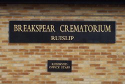 Breakspear Crematorium, Ruislip Wallpaper