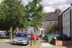 Sudbury Crescent, Sudbury Town Wallpaper