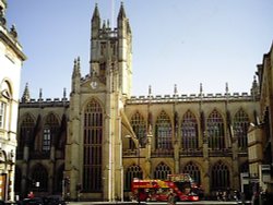 Bath Abbey at Spring time Wallpaper