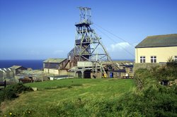 Geevor tin mine near St Just, Cornwall Wallpaper