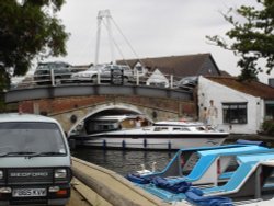 Wroxham bridge, Norfolk. July 2006 Wallpaper