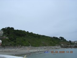 Looe Beach, Cornwall, viewed from Banjo Pier Wallpaper