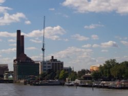 Lots Road (Chelsea) from Battersea Bridge/Cheyne Walk Wallpaper