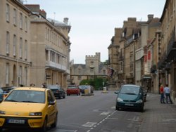 Looking down street to Oxford University, Oxford. Wallpaper