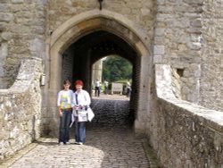 Leeds Castle - Entrance (Kent) Wallpaper