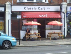 The Classic Cafe along the London Road Southend on Sea. Summer 2006 Wallpaper