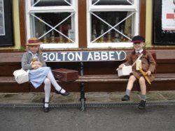 A WW2 Event at Embsay and Bolton Abbey Railway, North Yorkshire. Wallpaper