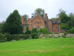 Chartwell
The home of Sir Winston Churchill
Kent Wallpaper