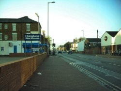 queens road. Beeston, Nottinghamshire Wallpaper