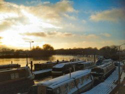 Beeston Marina. Beeston, Nottinghamshire Wallpaper