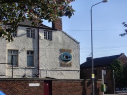 The Cow public house, Beeston, Notts Wallpaper