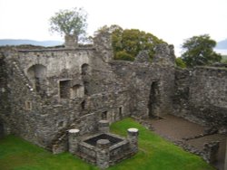 Oban - Dunstaffnage Castle Wallpaper