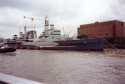 Old ship on the Thames Wallpaper