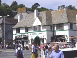 The Cobb pub, Lyme Regis, Dorset Wallpaper