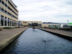 The Water Gardens. Harlow, Essex. Wallpaper