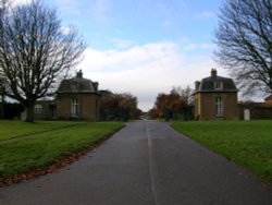 Wrest Park Gate House, Silsoe, Bedfordshire Wallpaper