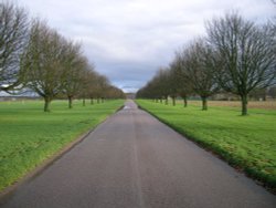 Wrest Park Drive, Silsoe, Bedfordshire Wallpaper