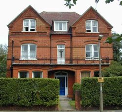 17 Waldegrave Park, Strawberry Hill (a residence hall of St. Mary's College) Wallpaper