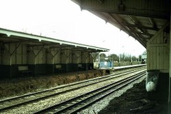 Beeston railway station ,Beeston, Nottinghamshire. Platforms been renewed in 2005. Wallpaper