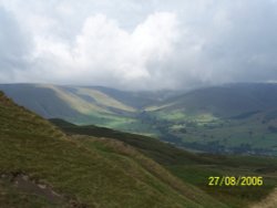 Clouds gathering over kinder scout and Jacobs Ladder Wallpaper