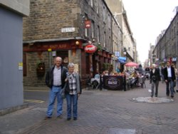 Pubs on Rose Street - Edinburgh, Scotland Wallpaper