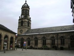 St. Giles Church, Market Place, Pontefract, West Yorkshire. Wallpaper