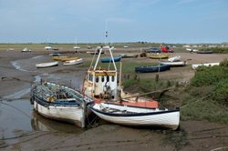 Brancaster Staithe, Brancaster, North Norfolk. Wallpaper