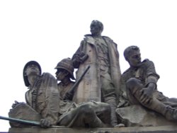 Statue in Edinburgh, Midlothian, Scotland. Wallpaper